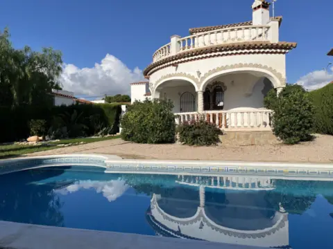 Chalet unifamiliar en Carretera de Barcelona a Cadis