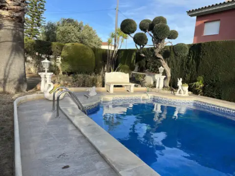 Chalet unifamiliar en Carretera de Barcelona a Cadis