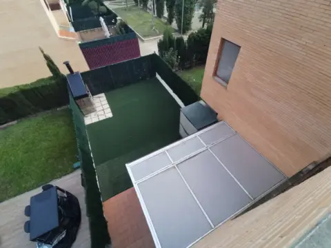 Casa adosada en Camino de la Estacion