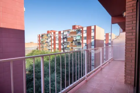 Piso en Carrer del Camp Arriassa, 119