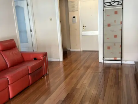 Dúplex en calle de Tomás Zarracina, 5