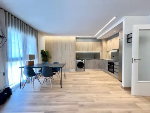 Piso en calle Angonella