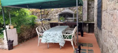 Casa en Bayon (Resto Parroquia)