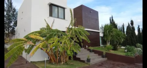 Chalet en Avenida de Montecastillo