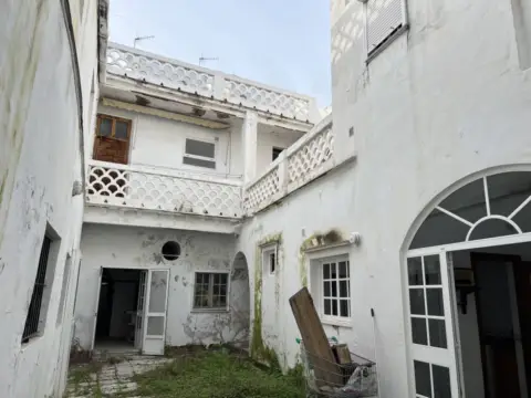 Terreno en Centro-Calzada