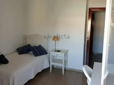 Habitación en Oliveros-Altamira-Barrio Alto