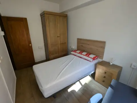 Habitación en Oliveros-Altamira-Barrio Alto