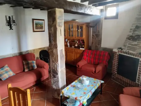 Casa pareada en calle de Burgos