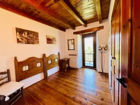 3-bedroom chalet for sale in Ordino · 16 of 60