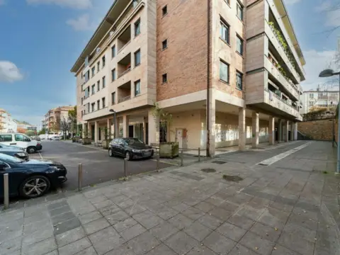 Local comercial en Oriamendi Auzoa, 1