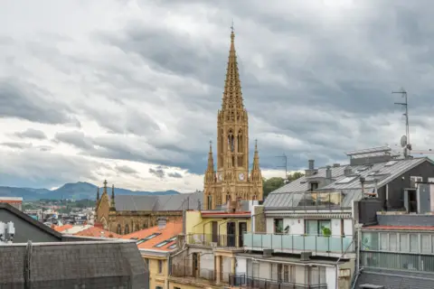 Piso en calle de Hondarribia, 9