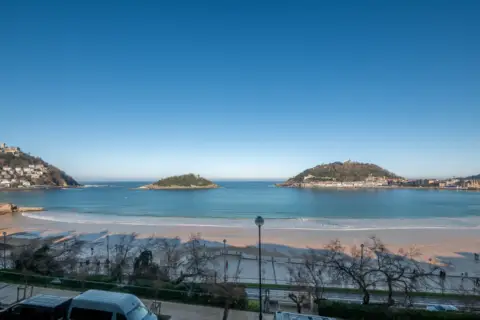 Piso en Mirakontxa Pasealekua, 39