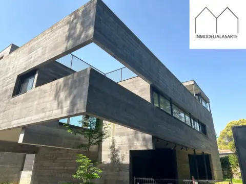 Casa en calle Caserio Parada, nº 24