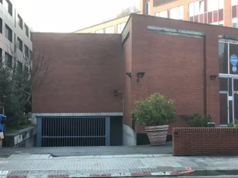 Garaje en calle de Portuetxe, 83