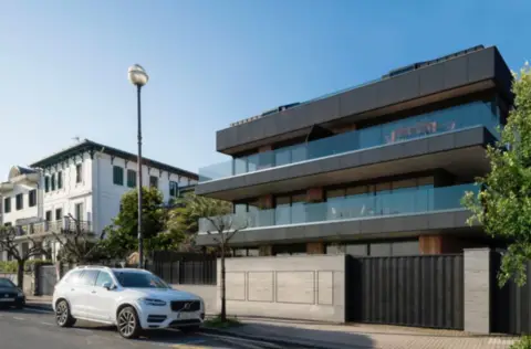 Piso en Avenida de Satrustegi, 5