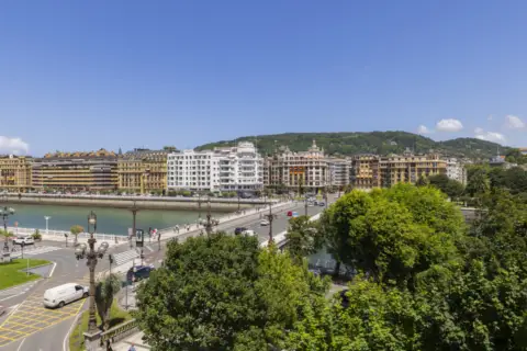 Piso en Askatasunaren Hiribidea, 1