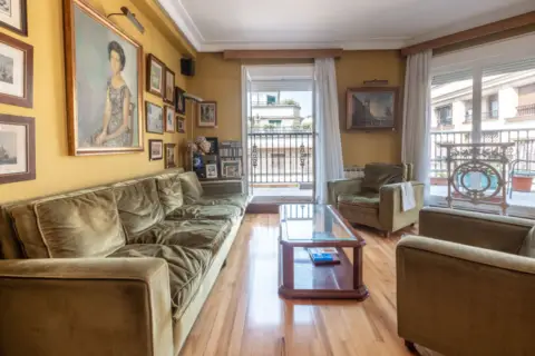 Piso en calle de Ronda, 6