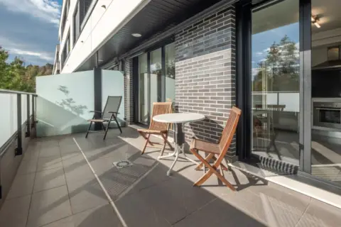 Piso en Plaza de Hiru Damatxo, 3