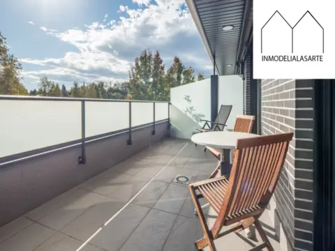 Piso en Plaza de Hiru Damatxo, 3