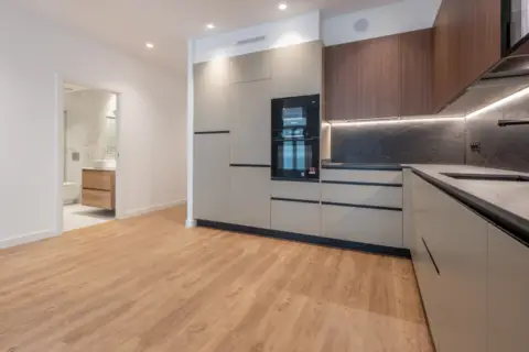 Piso en calle de Garibai, 7