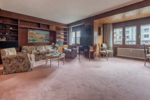 Piso en Avenida Sancho ´El Sabio´, nº 4