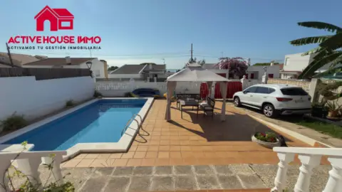 Chalet unifamiliar en Carrer de Dulcinea