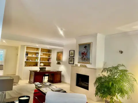 Piso en Nagüeles Alto