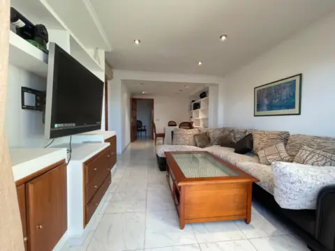 Piso en Playa Bajadilla-Puertos