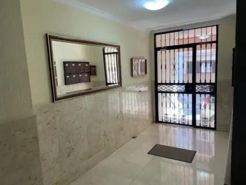 Piso en Reina Victoria-Matadero