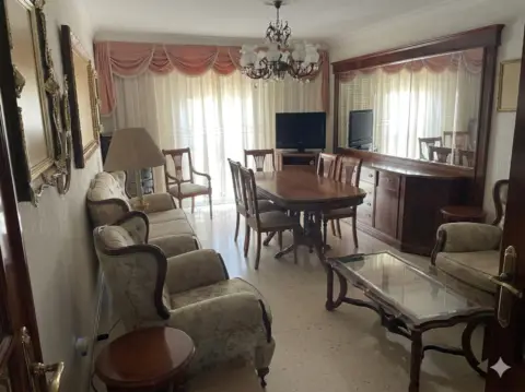 Piso en Reina Victoria-Matadero