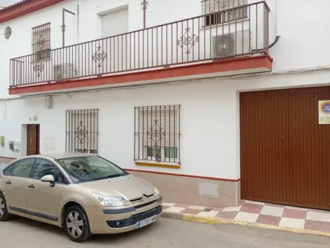 Casa en calle de Joaquina Delgado Vega
