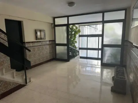 Piso en Avenida de la Paz