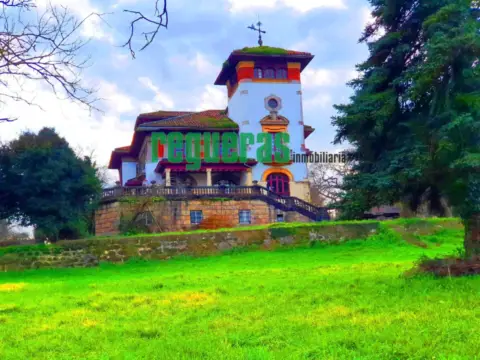 Casa en Avenida de la Grandiella