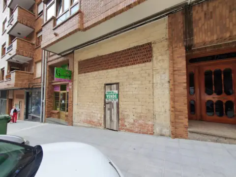 Local comercial en calle Picó Andolinas