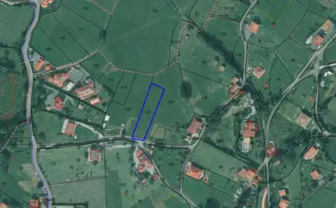 Terreno en Naveces - Castrillón