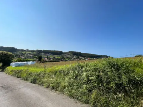 Terreno en Naveces - Castrillón