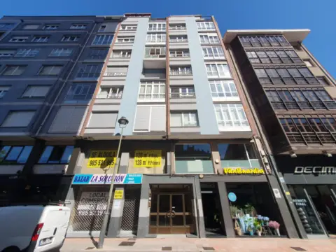 Piso en calle de Cuba