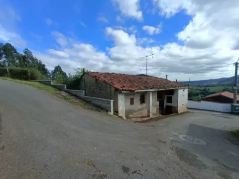 Casa rústica en calle El Picaron