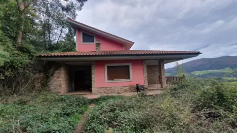 Chalet en Camino Viescas