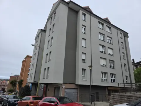 Piso en calle de Santa Cecilia