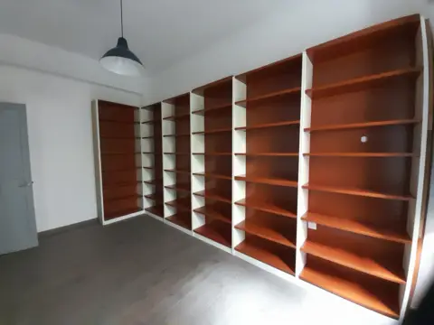 Piso en calle de Italia, 11