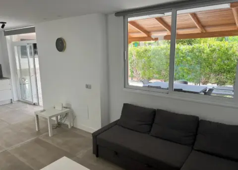 Chalet adosado en calle Einstein