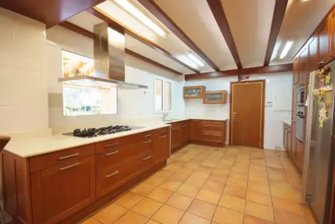 Chalet en Los Pinares-La Masia