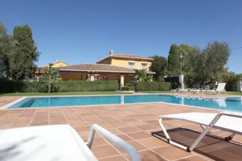 Chalet en Los Pinares-La Masia