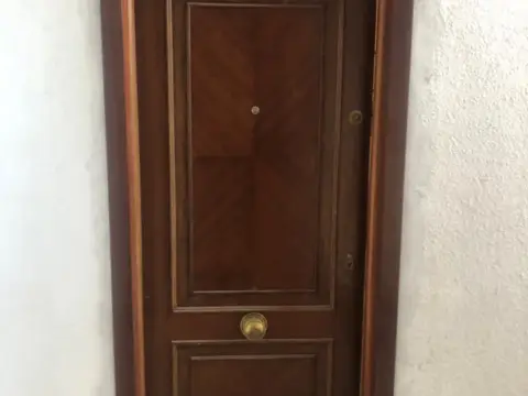 Local comercial en Avenida de Ana de Viya