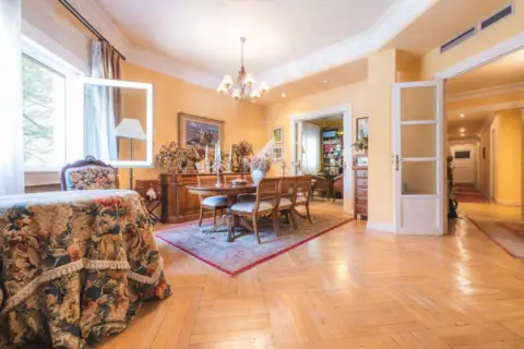 Piso en calle de Covarrubias