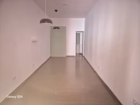 Local comercial en calle de Santa Engracia