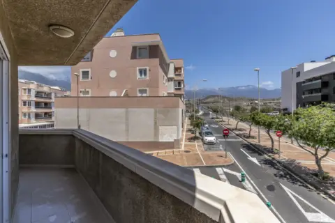 Piso en calle Hernan Cortes