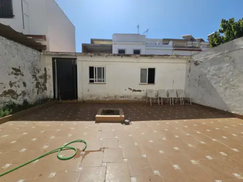 Chalet adosado en Salteras