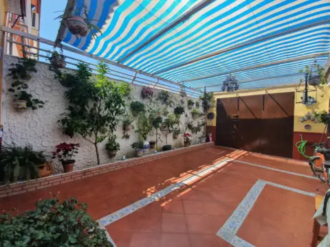 Chalet adosado en Benacazón